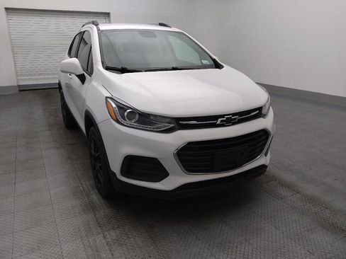 Used 2021 Chevrolet Trax LT w/ Premium Seat Package image 14