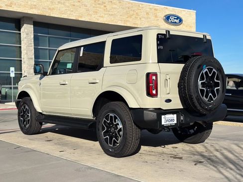 New 2025 Ford Bronco Outer Banks image 49