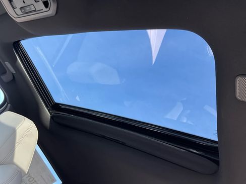 New 2025 Toyota Tacoma Limited image 28