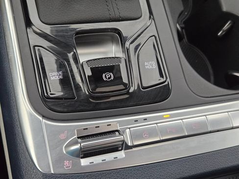 Used 2025 Kia Carnival SX Prestige FWD image 30