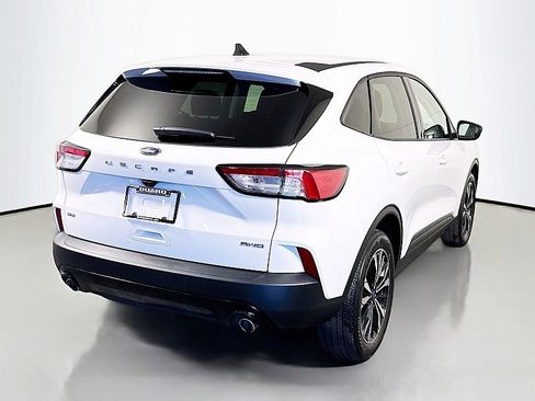 Used 2022 Ford Escape SE w/ SE Sport Appearance Package AWD/4WD image 7