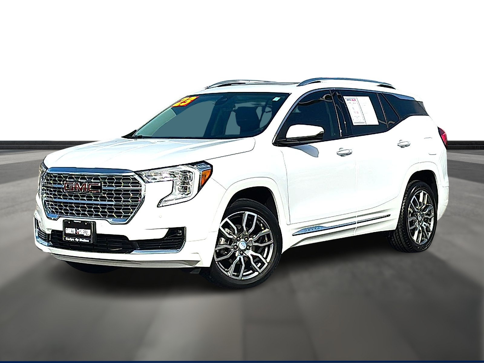 Used 2023 GMC Terrain Denali AWD/4WD image 1