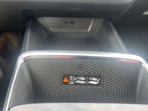 New 2026 Chevrolet Equinox LT w/ Convenience Package II FWD image 26