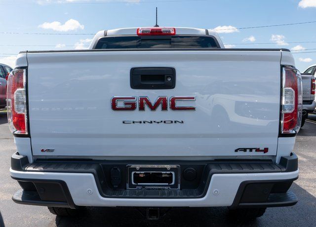 Used 2022 GMC Canyon AT4 AWD/4WD image 7