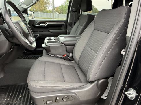 Used 2022 Chevrolet Silverado 1500 LT image 11