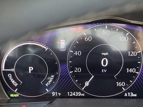 Certified 2025 MAZDA CX-90 Plug-In Hybrid w/ Preferred AWD/4WD image 15