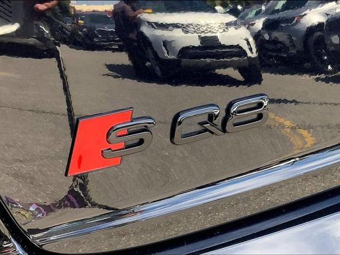 Used 2021 Audi SQ8 Prestige w/ Prestige Package AWD/4WD image 9