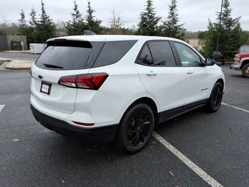 Certified 2024 Chevrolet Equinox LS w/ LS Convenience Package image 5