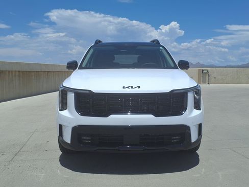Used 2026 Kia Sorento SX AWD/4WD image 2