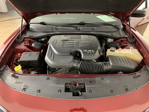 Used 2021 Dodge Charger SXT w/ Blacktop Package image 39