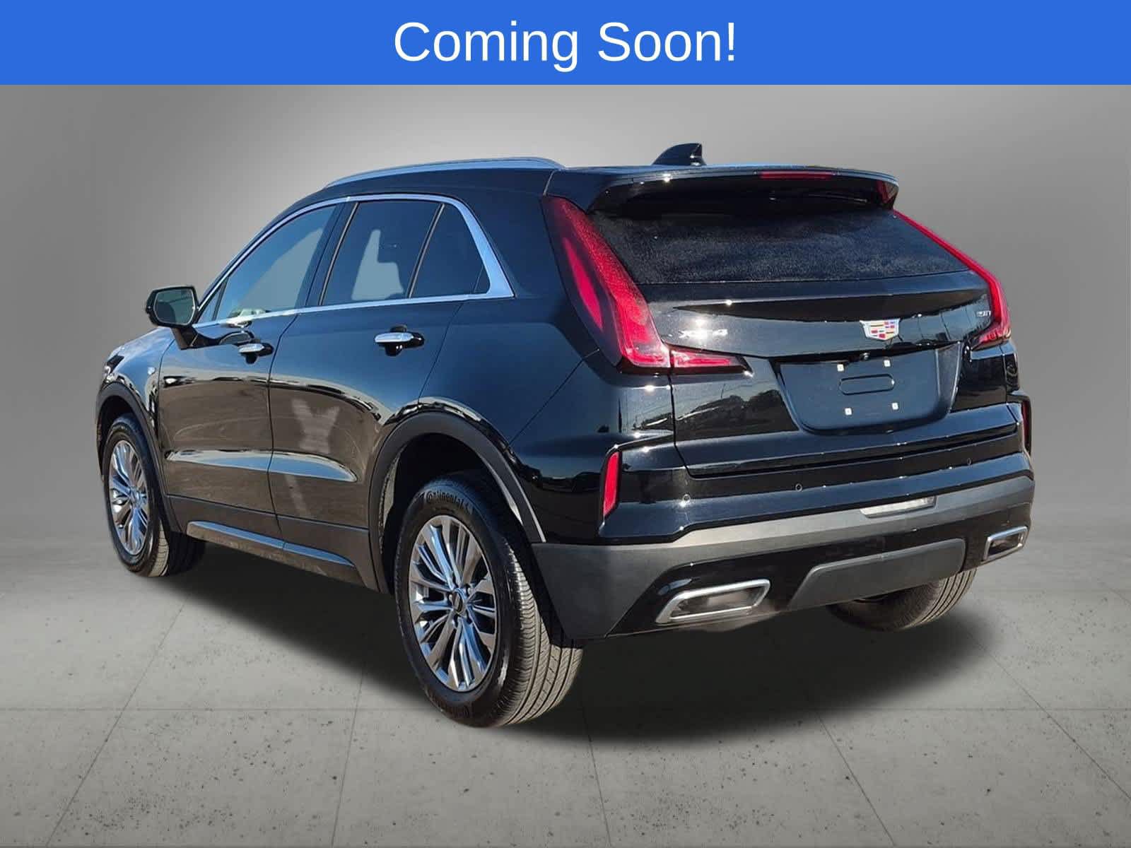 Used 2025 Cadillac XT4 Premium Luxury FWD image 4