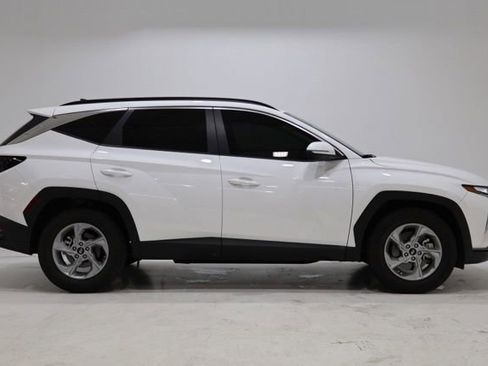 Used 2023 Hyundai Tucson SEL FWD image 8
