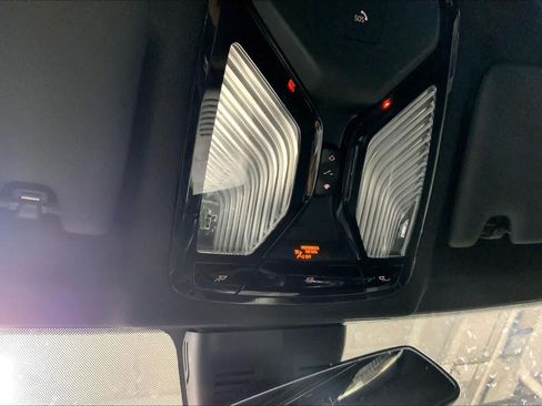 Used 2020 BMW 330i xDrive Sedan w/ Convenience Package AWD/4WD image 34