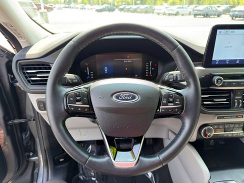 Used 2024 Ford Escape Active AWD/4WD image 15