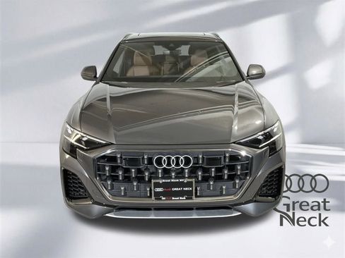 Used 2025 Audi Q8 Premium w/ Convenience Package image 21