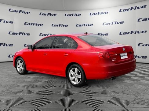 Used 2014 Volkswagen Jetta TDI FWD image 3