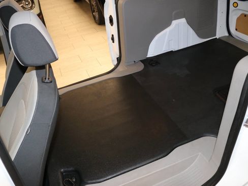 Used 2022 Ford Transit Connect XLT FWD image 78