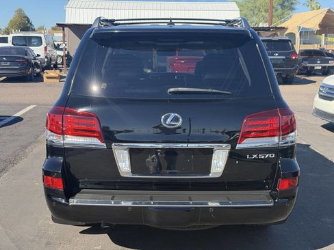 Used 2015 Lexus LX 570 4WD w/ Luxury Package image 5