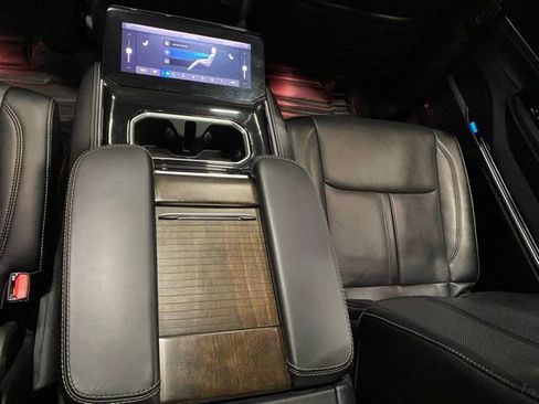 Used 2022 Jeep Grand Wagoneer Series I image 23