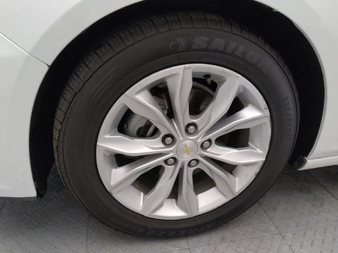 Used 2024 Chevrolet Malibu LT FWD image 31