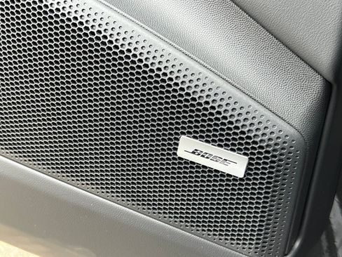 New 2026 Porsche Macan 4 Electric image 29