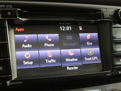 Used 2018 Toyota RAV4 XLE image 33