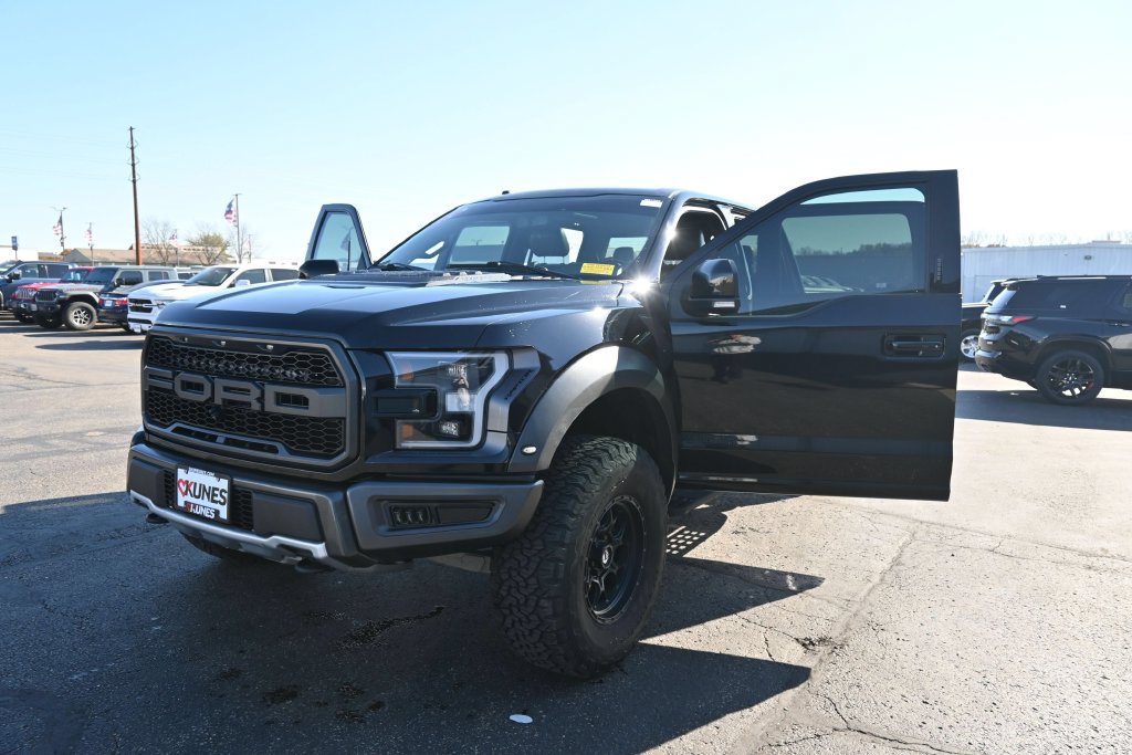 Used 2018 Ford F150 Raptor w/ Equipment Group 802A Luxury AWD/4WD image 42