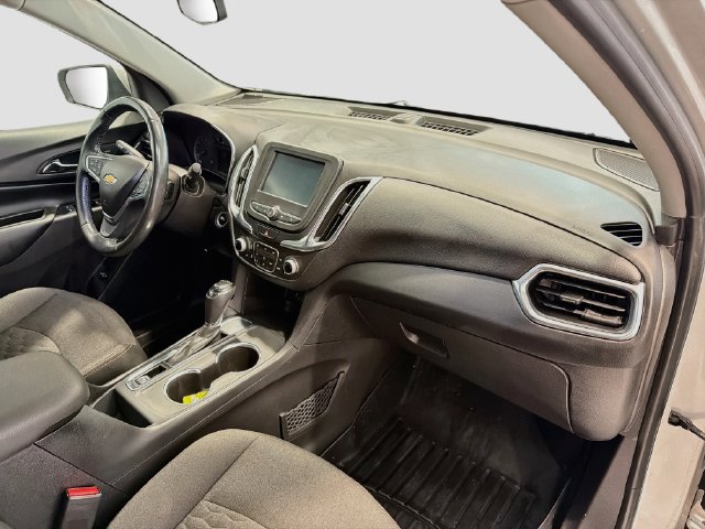 Used 2018 Chevrolet Equinox LT FWD image 24