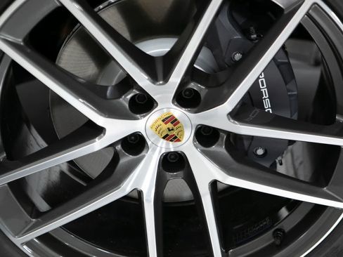 New 2026 Porsche Macan AWD/4WD image 11