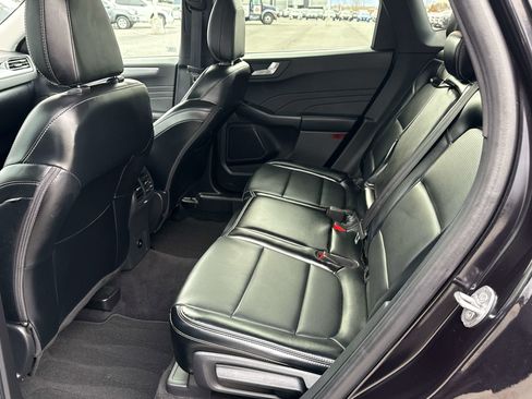 Used 2025 Ford Escape Platinum image 13