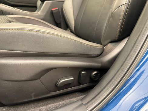 Certified 2025 Subaru Crosstrek 2.5i Wilderness image 13