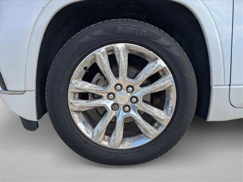 Used 2019 Chevrolet Traverse High Country w/ LPO, Floor Liner Package image 19