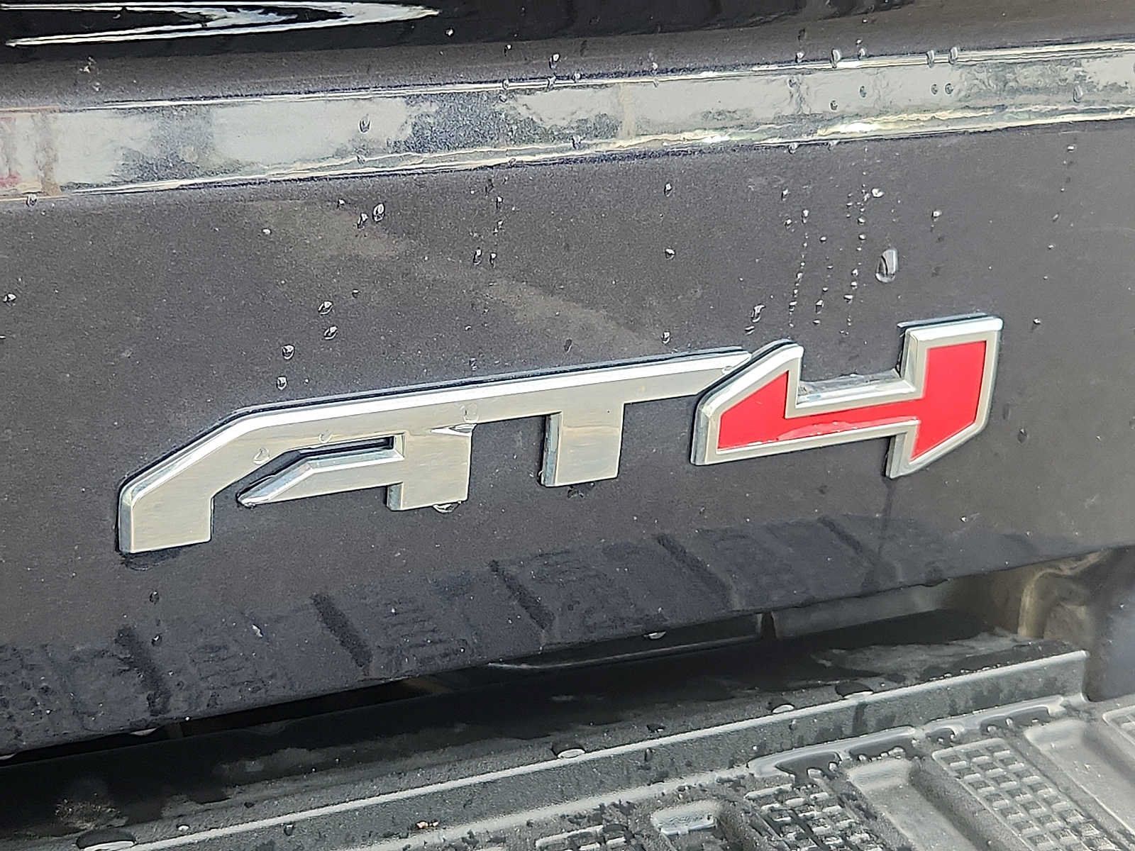 Used 2022 GMC Sierra 1500 AT4 w/ Technology Package AWD/4WD image 47