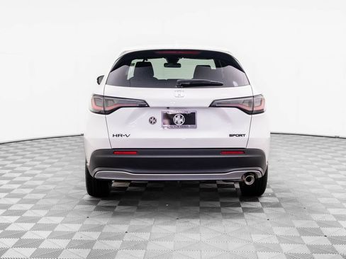 New 2026 Honda HR-V Sport image 4