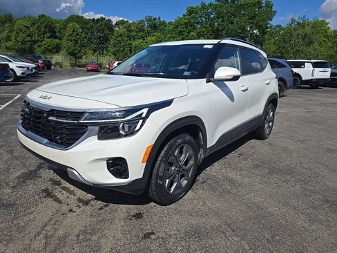 Certified 2024 Kia Seltos S AWD/4WD image 3