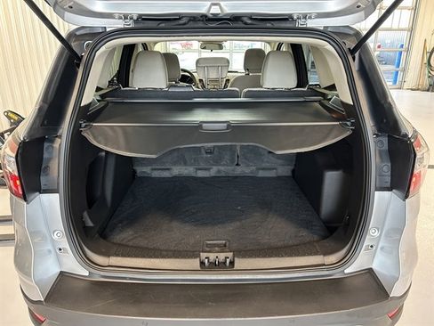 Used 2018 Ford Escape SE image 17