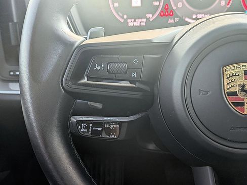 Used 2024 Porsche Cayenne image 14