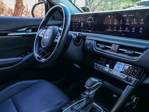 Certified 2024 Kia Seltos SX image 26