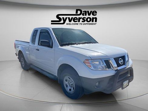 Used 2019 Nissan Frontier S image 3