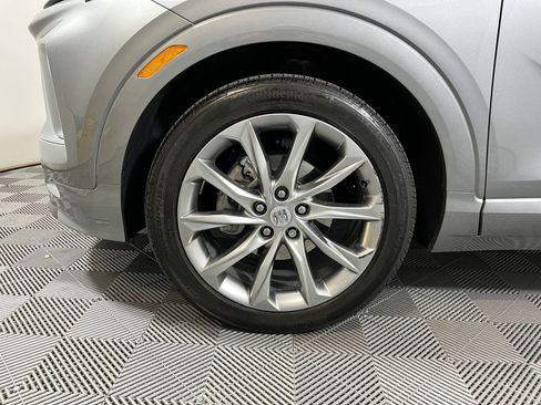 Used 2024 Buick Encore GX Avenir w/ Avenir Technology Package image 9