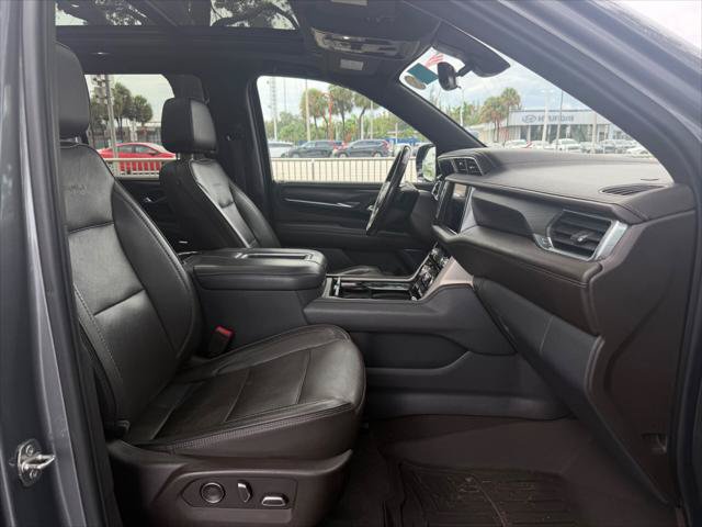Used 2021 GMC Yukon Denali w/ Denali Premium Package AWD/4WD image 14