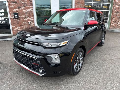 Used 2020 Kia Soul GT-Line FWD image 1