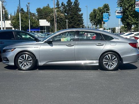 Used 2020 Honda Accord EX image 2