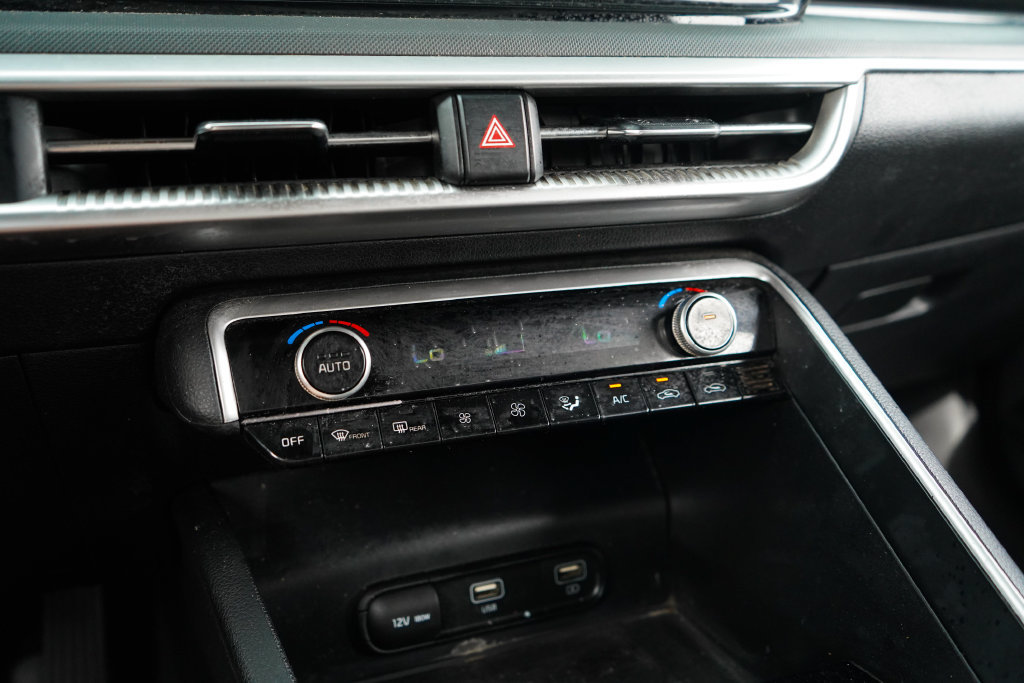 Used 2022 Kia K5 GT-Line FWD image 26