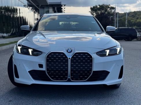 New 2026 BMW 430i xDrive w/ Premium Package AWD/4WD image 9