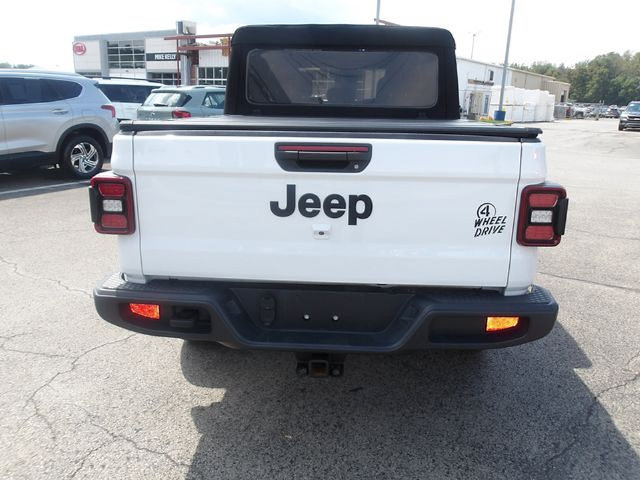 Used 2024 Jeep Gladiator Sport AWD/4WD image 6