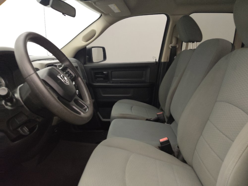 Used 2017 RAM 1500 Express RWD image 17