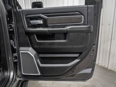 Used 2024 RAM 3500 Laramie w/ Night Edition image 48