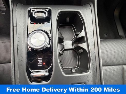 Used 2025 Jeep Wagoneer S Launch Edition image 27