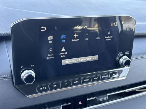 Used 2024 Mitsubishi Outlander SE image 16